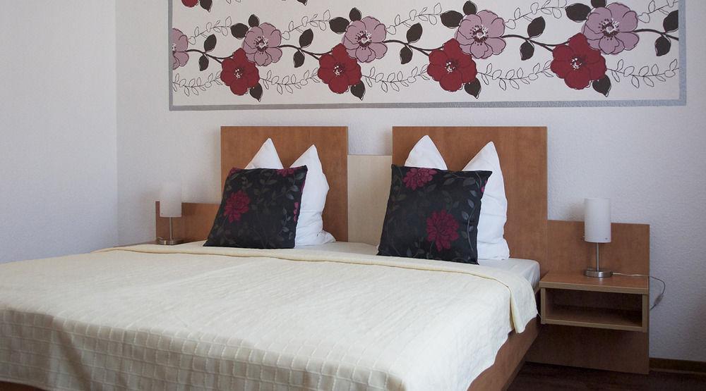 Vier Lowen Hotel 2*